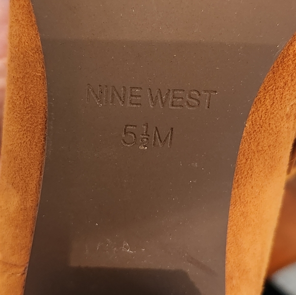 Nine West boots - Picture 3 of 12
